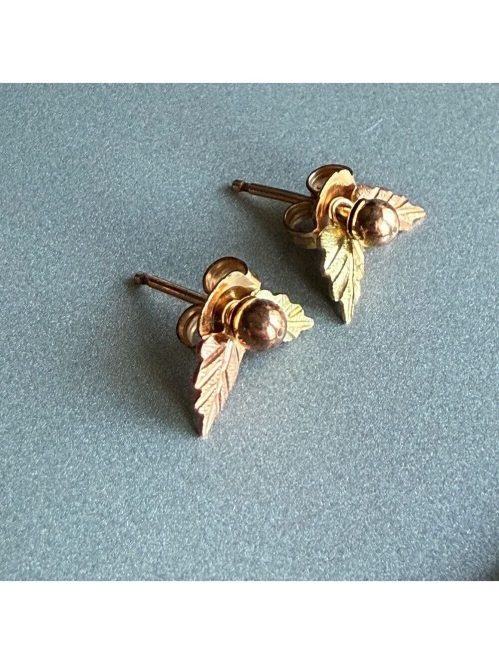 10k Rose & Yellow Gold Mistletoe Stud Earrings With Removable Leaves Bla… - Picture 3 of 8